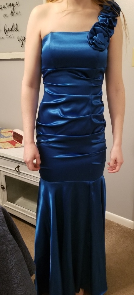 Royal blue prom or formal dress